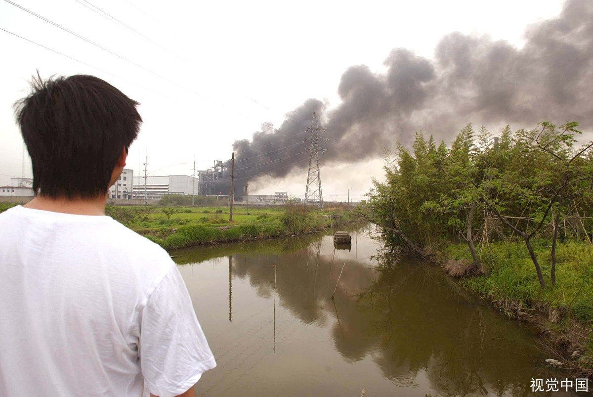 河南登封工厂爆炸，现场火光冲天，目前情况如何？事故原因是什么？