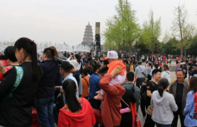 陕西一景区游客齐喊退票，该景区到底发生了什么？