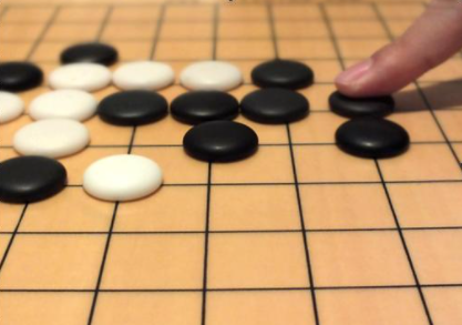 五子棋的游戏规则是什么？