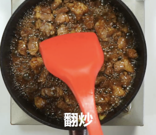 土豆炖牛肉怎么做好吃又烂