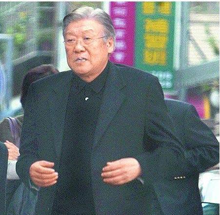 “帽子歌后”凤飞飞，巅峰时红过邓丽君，死讯被“隐藏”一个月，为何？