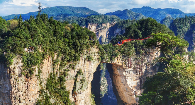 四月旅游最适合去哪个城市？