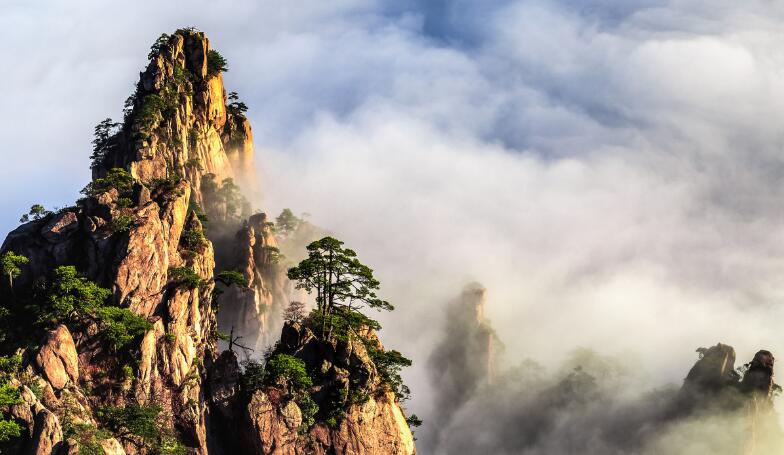 五月归来不看山，黄山归来不看岳的全诗是什么？