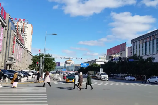 额济纳旗属于哪个省哪个市哪个县？