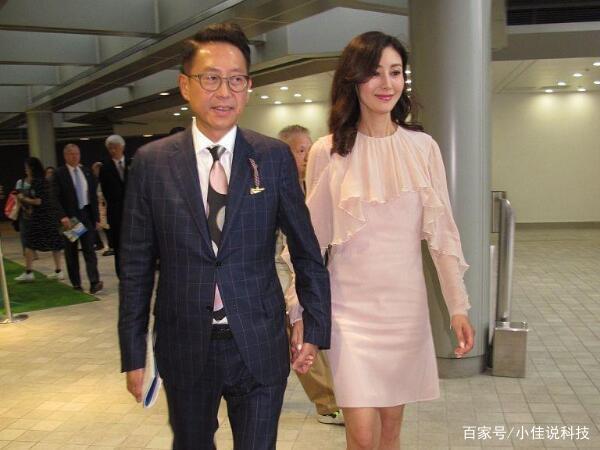 被闺蜜李嘉欣夺爱，退圈后嫁百亿太子爷，她是谁？