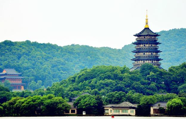 杭州旅游住哪里比较划算？