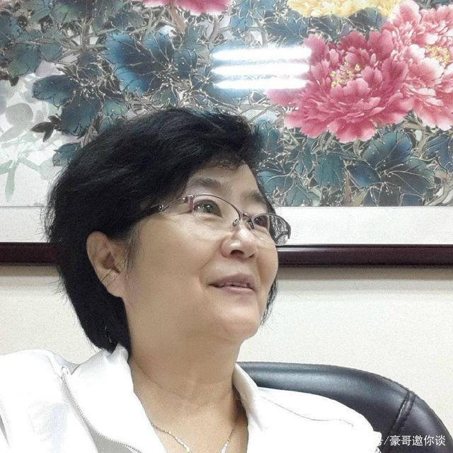 纺织厂女工变身太极大师？神功被白岩松“打假”，闫芳又回来了吗？