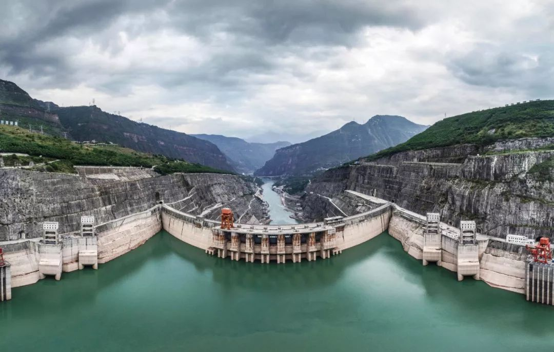 中国长江三峡集团总部从北京回迁到湖北，此举究竟是为何？