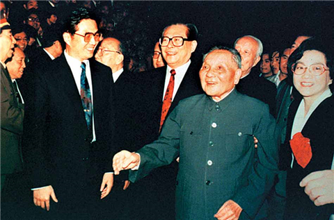 1992年召开党的十四大明确了我国经济体制改革的目标是什么？