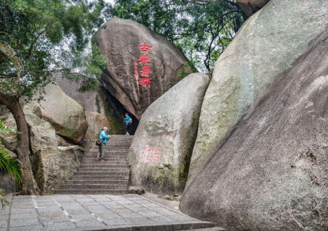 厦门鼓浪屿上的五个景点是什么？