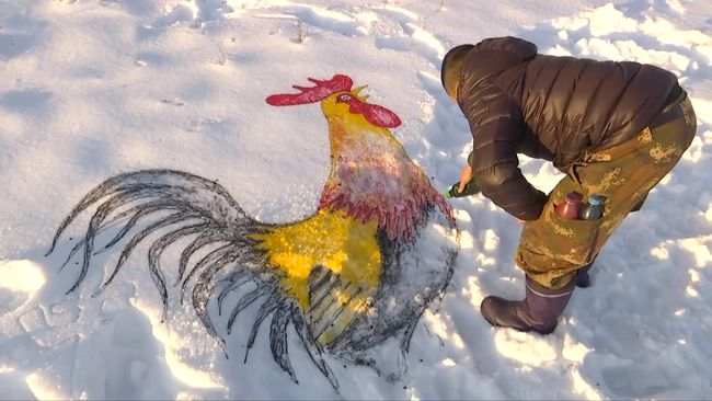 高手！东北大叔雪地画老虎吓野猪，为何会遭到网友的调侃？